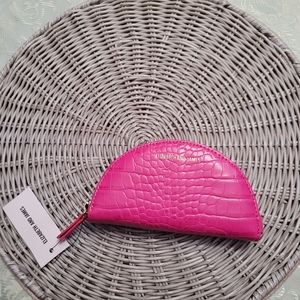 Elizabeth And James credit Card Holder